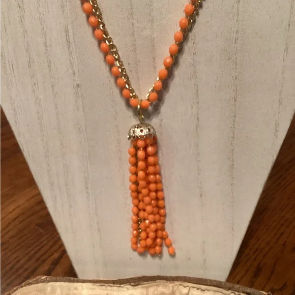 Vintage Beaded Necklace - Picture 2 of 4